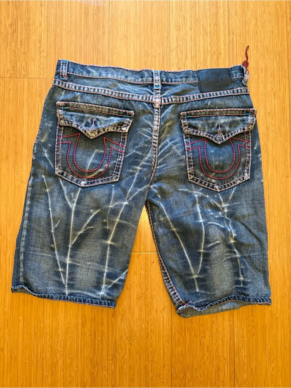 True Religion Men’s Denim Shorts Size 36 Distressed Ripped Pink Stitch Horseshoe